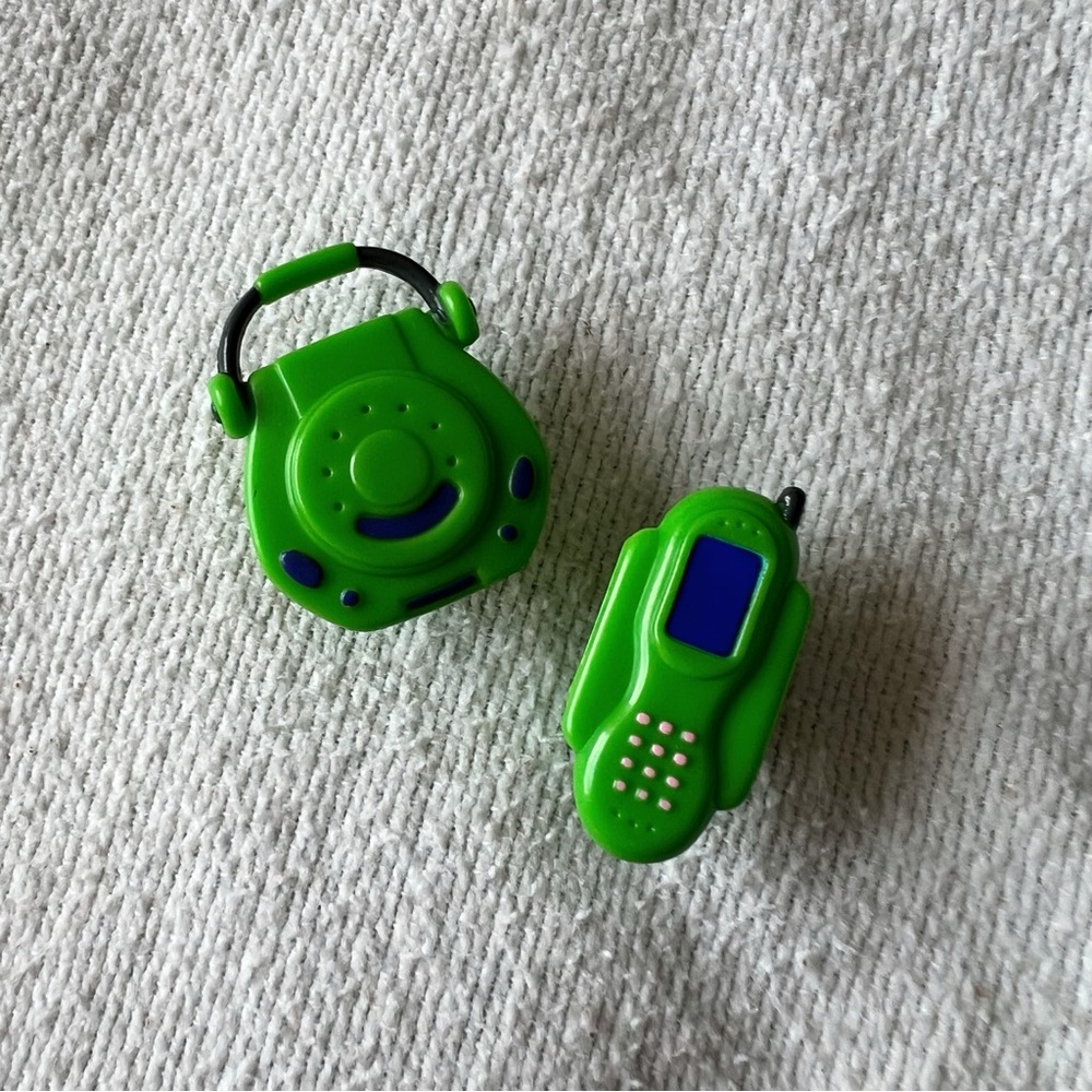 1999 Mattel Diva Starz Hand Accessories